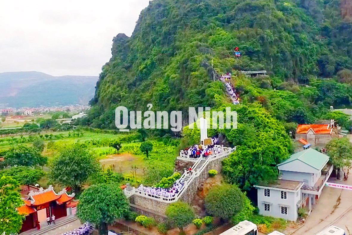 Đền thờ liệt sĩ Vũng Đục (8-2018). Ảnh: Thu Hằng (CTV)