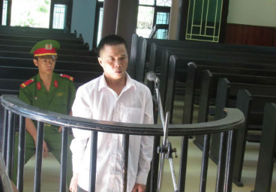 Bị cáo Nguyễn Văn Cư tại tòa.
