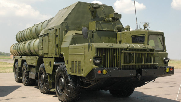Hệ thống phòng không S-300 của Nga