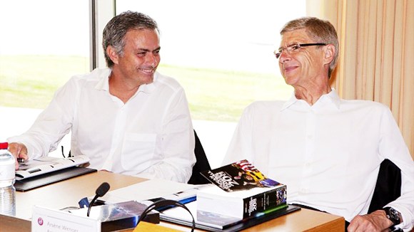 Điểm lại những đối đầu quá khứ và hướng tới tương lai giữa Arsene Wenger và Jose Mourinho