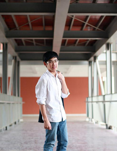 Với Việt Linh, quyết định ở lại một năm trước khi sang Mỹ du học là đúng đắn. Thời gian một năm giúp cậu trưởng thành và xác định hướng đi chắc chắn cho tương lai.
