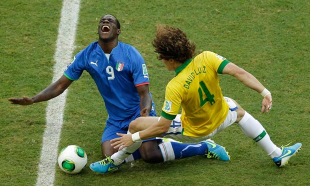 Balotelli lỡ trận Bán kết với Tây Ban Nha - Ảnh Getty