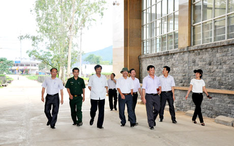 Đoàn giám sát Ban Thường vụ Tỉnh ủy làm việc với huyện Bình Liêu