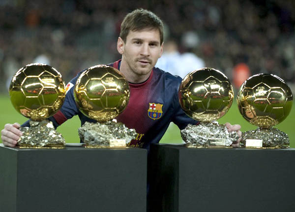 Vì Quả bóng vàng thứ 5, Messi cần tỏa sáng ở giai đoạn quyết định sắp tới.