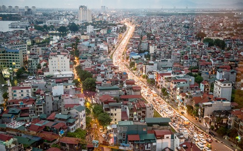 Trong khi tốc độ tăng trưởng kinh tế của Việt Nam chậm lại, thì một số nước trong khu vực ASEAN đã có sự cải thiện rõ rệt.