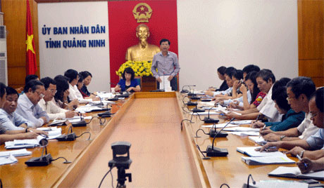 Đồng chí Nguyễn Văn Đọc, Phó Bí thư Tỉnh uỷ, Chủ tịch UBND tỉnh phát biểu kết luận buổi làm việc