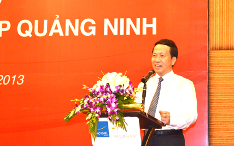 Đồng chí Nguyễn Văn Thành, Phó Chủ tịch UBND tỉnh phát biểu tại hội thảo.