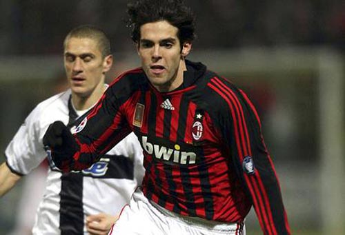 Mình Kaka không cứu được Milan