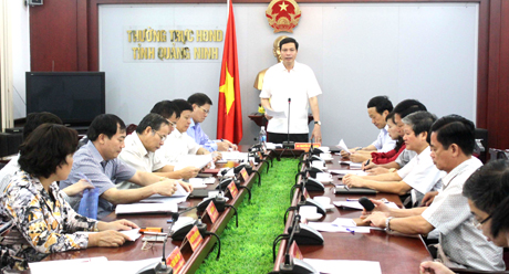 Đồng chí Nguyễn Đức Long, Phó Bí thư Tỉnh uỷ, Chủ tịch HĐND tỉnh phát biểu tại cuộc họp 