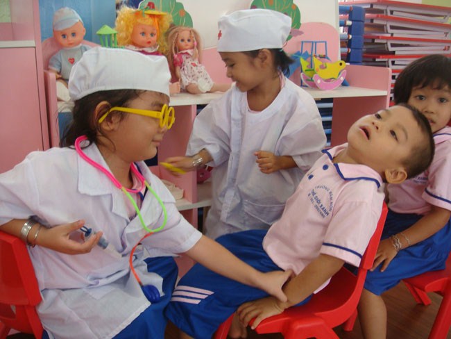 Không có nhiều con CN được vui chơi trong những nhà trẻ thế này. Ảnh: Nam Dương
