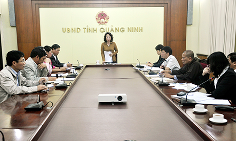 Đồng chí Vũ Thị Thu Thuỷ, Phó Chủ tịch UBND tỉnh phát biểu kết luận hội nghị.