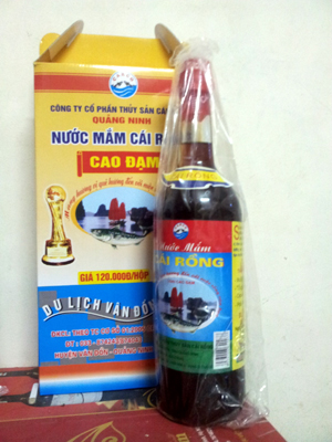 Sản phẩm nước mắm Cái Rồng cao đạm của Công ty CP Thuỷ sản Cái Rồng Ảnh: TL