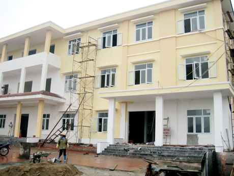Trung tâm HCC huyện Vân Đồn đang khẩn trương hoàn thiện.