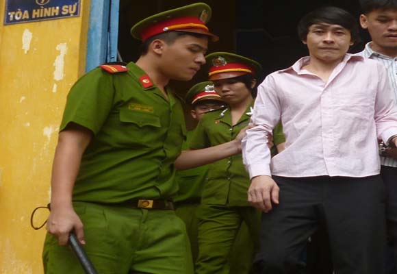Bị cáo Trần Thanh Sơn sau phiên xử