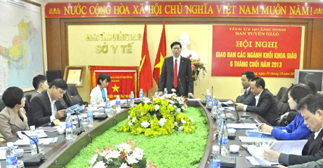 Hội nghị giao ban các ngành Khối khoa giáo 6 tháng cuối năm 2013