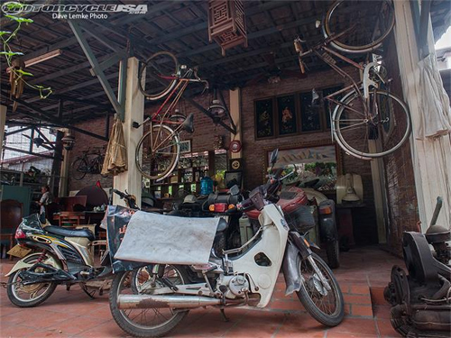 Người chủ bộ sưu tập dành quan tâm đặc biệt tới xe cổ.