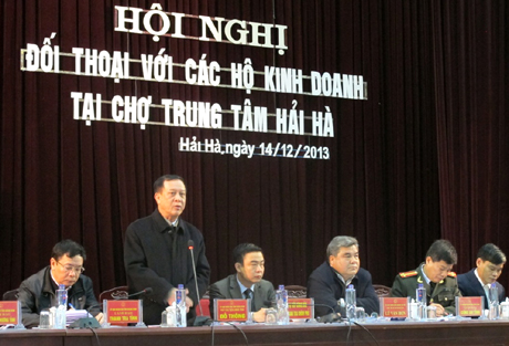 Phó Chủ tịch Thường trực UBND tỉnh đối thoại với các hộ kinh doanh chợ Trung tâm Hải Hà ảnh 1 Phó Chủ tịch Thường trực UBND tỉnh đối thoại với các hộ kinh doanh chợ Trung tâm Hải Hà ảnh 1