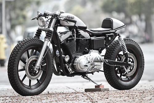 Harley-Davidson Sportster cafe racer.