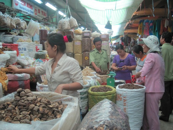 Nhiều loại thực phẩm khô cũng có sự hiện diện của axit oxalic.