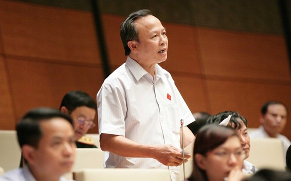 Đại biểu Lê Đình Khanh bày tỏ băn khoăn về những hạn chế kéo dài, chậm khắc phục