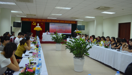 Quang cảnh lễ ký kết 