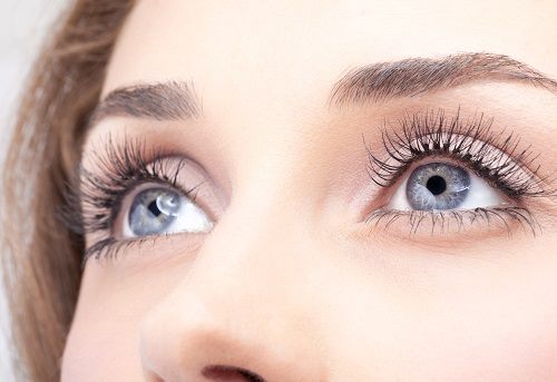Thiếu vitamin A gây nhiều bệnh về mắt. Ảnh minh họa: Health.