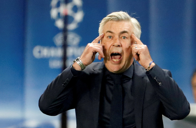 HLV Carlo Ancelottidã kí hợp đồng 3 năm với Napoli - Ảnh: REUTERS