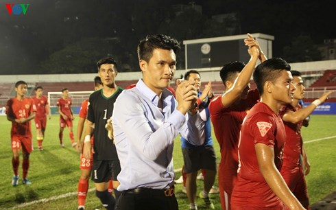 Công Vinh nhanh chân rời khỏi "con tàu đắm" CLB TP HCM là một bước đi khôn ngoan? (Ảnh: Hà Khánh)
