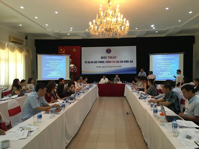 Hội thảo góp ý về dự thảo Luật phòng chống rượu bia. VGP/Thúy Hà