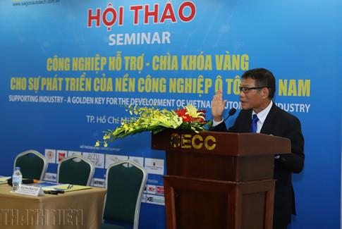 Ông Võ Quang Huệ - Phó Tổng giám đốc Tập đoàn VinGroup, phụ trách ngành ô tô, giám sát dự án sản xuất ô tô VinFast