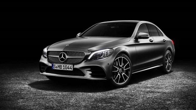 Có tin đồn cho rằng 600.000 chiếc thuộc hai dòng C-Class và G-Class cũng sẽ được thu hồi để kiểm tra hệ thống phát thải.