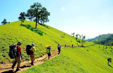 Có những cung đường trekking đẹp song cũng chứa đựng nguy hiểm nếu không có người hướng dẫn