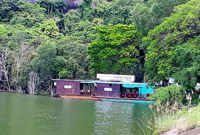 Khu du lịch “chui” của gia đình nguyên Bí thư huyện ủy Tri Tôn