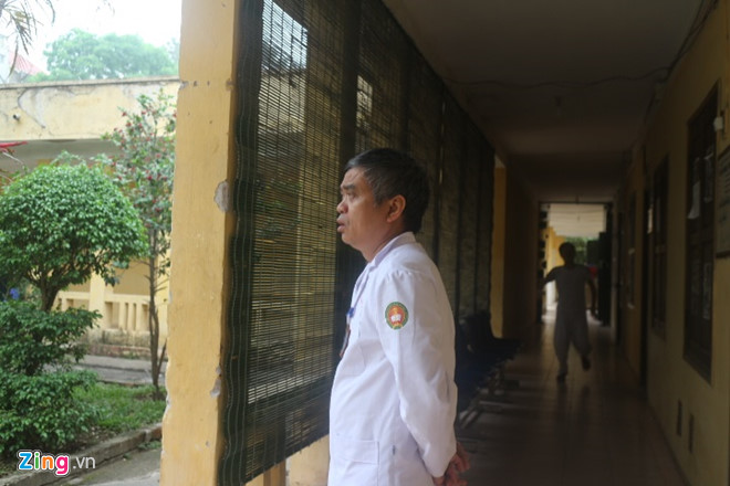 GS.TS.BS Bùi Quang Huy, Trưởng khoa Tâm thần (Bệnh viện Quân y 103). Ảnh: Hà Quyên.