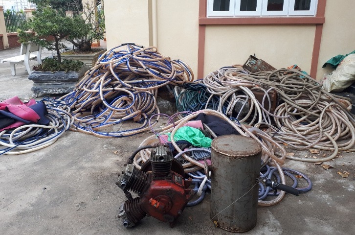 Tang vật Đồn Biên phòng Cô Tô thu giữ chờ xử lý tiêu hủy.