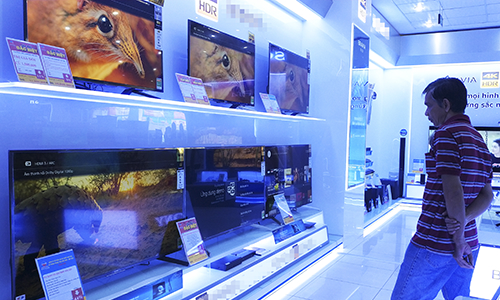 TV hàng trưng bày có giá tốt hơn rất nhiều so với hàng mới nguyên hộp.