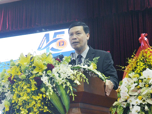 Đồng chí Nguyễn Đức Long, Phó Bí thư Tỉnh ủy, Chủ tịch UBND phát biểu chúc mừng CBCNV Công ty XDB12.