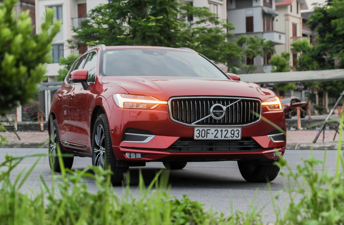 Volvo XC60 bản Inscription tại Hà Nội.