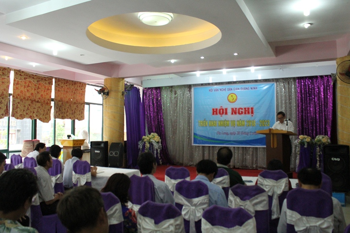 Quang cảnh hội nghị.