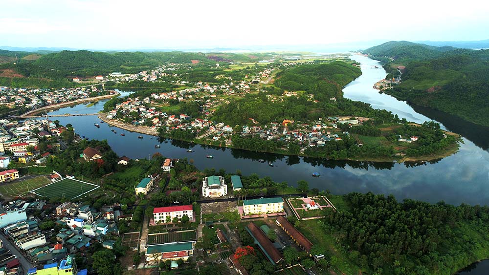Huyện Tiên Yên nhìn từ trên cao. Ảnh: Xuân Thao