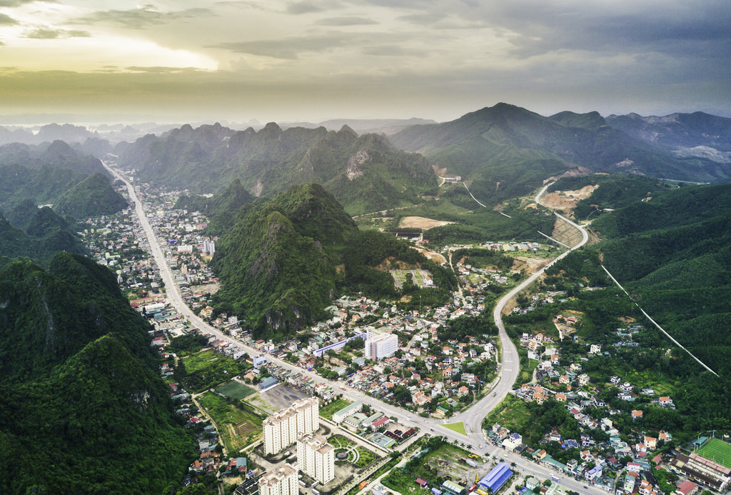 Cẩm Phả nhìn từ trên cao