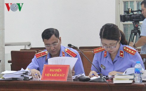 Đại diện Vện Kiểm sát tại phiên tòa sơ thẩm.