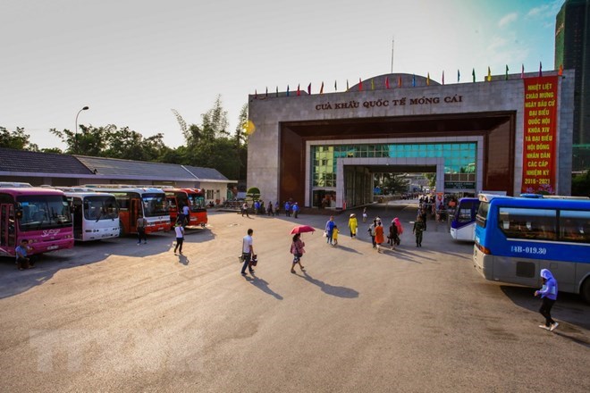 Cửa khẩu quốc tế Móng Cái. (Ảnh: Trọng Đạt/TTXVN)