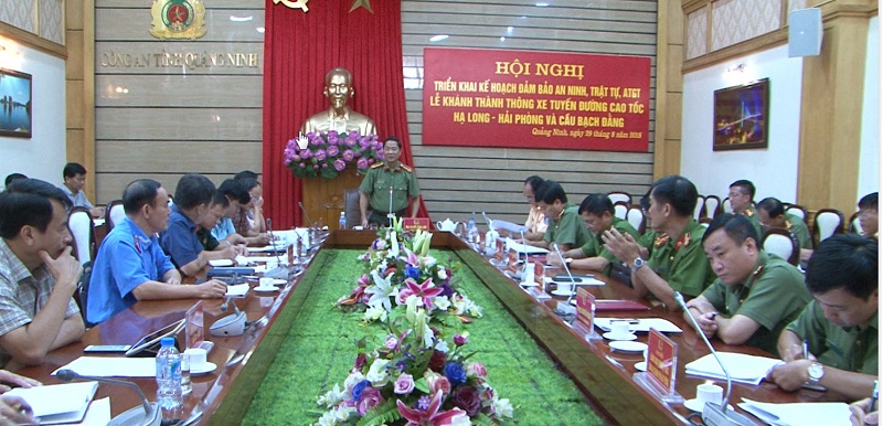 Toàn cảnh hội nghị (Quang Khải - Công an Quảng Ninh).