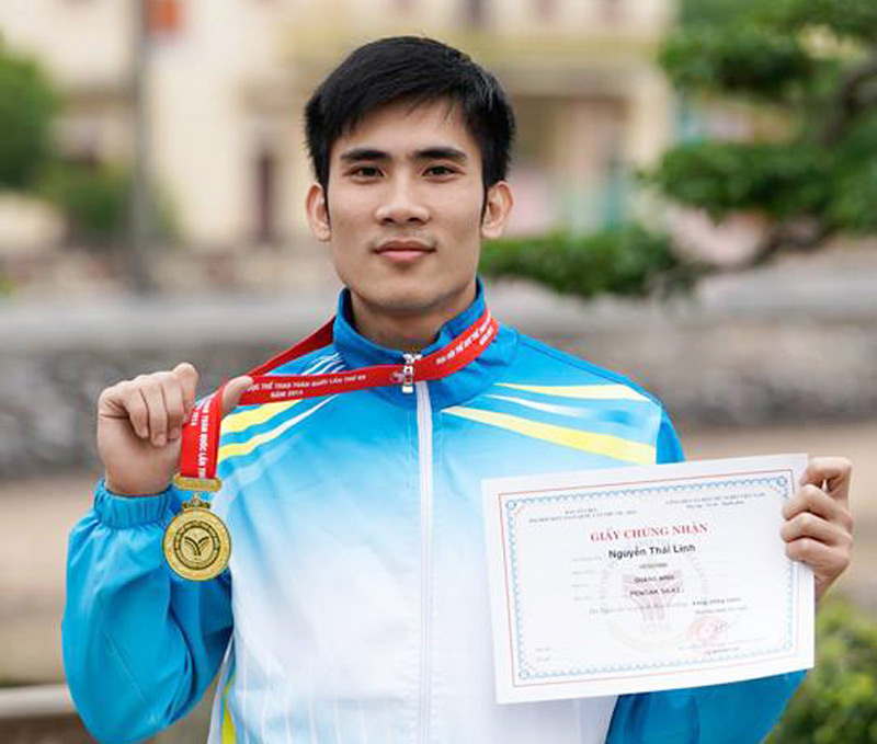 Võ sĩ Nguyễn Thái Linh.