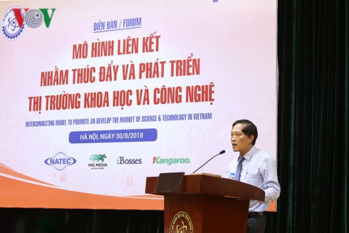 Ông Trần Văn Tùng, Thứ trưởng Bộ Khoa học và Công nghệ phát biểu tại hội thảo ngày 30/8.
