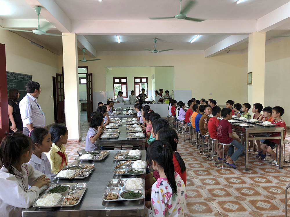 Một bữa ăn của học sinh tiểu học trường 