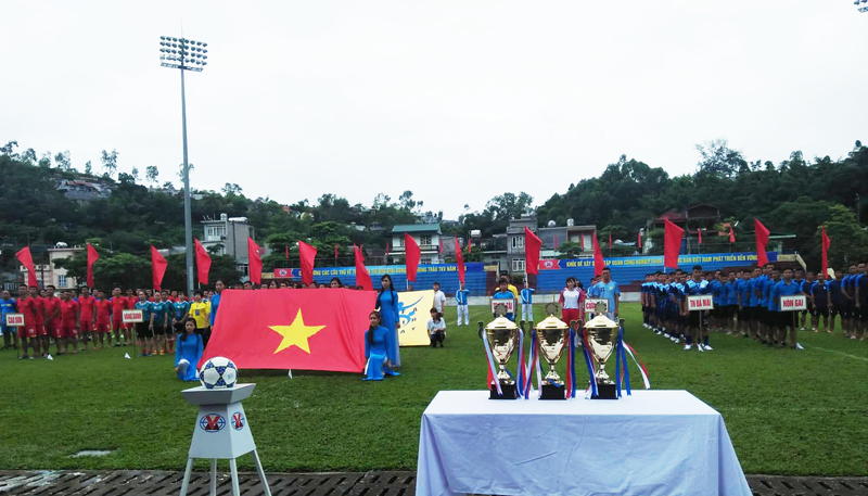 Quang cảnh lễ khai mạc.