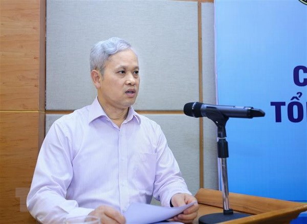 Ông Nguyễn Bích Lâm, Tổng cục Trưởng Tổng cục Thống kê, công bố kết quả Tổng điều tra kinh tế năm 2017. (Ảnh: Danh Lam/TTXVN)