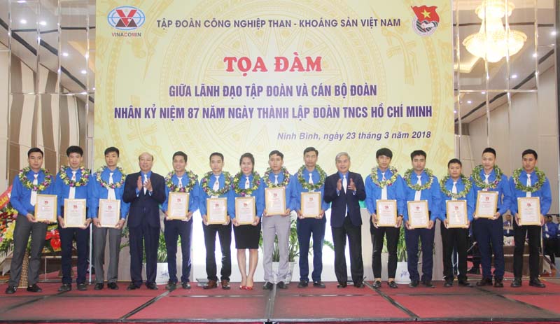 Đoàn Than Quảng Ninh tuyên dương các 